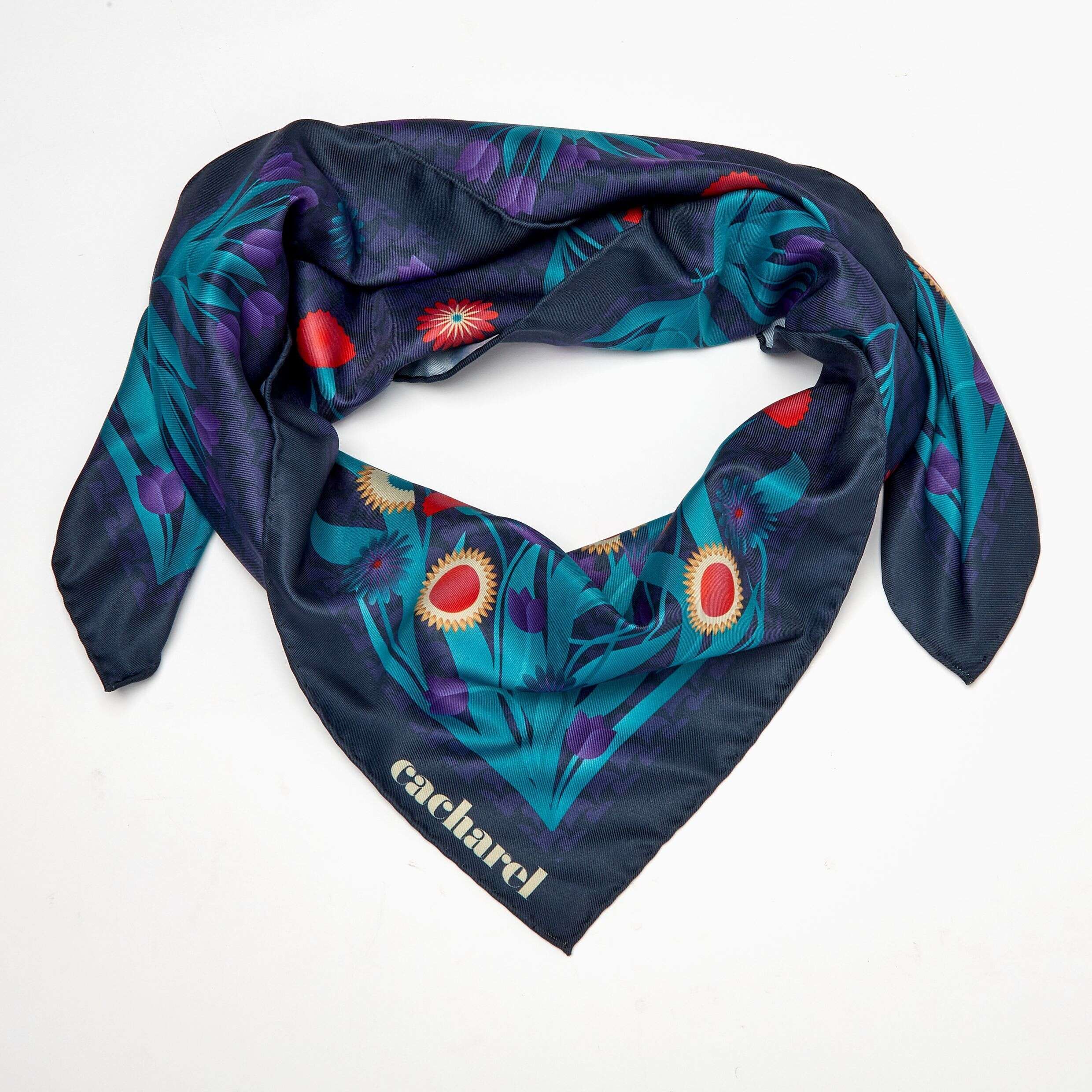 Луксозен дамски шал Cacharel Astrid Navy - пеперуди