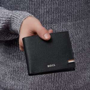 Портфейл Hugo Boss Iconic Black с допълнително отделение