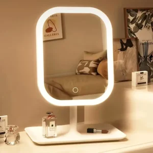 Огледало с LED осветление и USB в бял цвят Огледало с LED осветление и USB в бял цвят